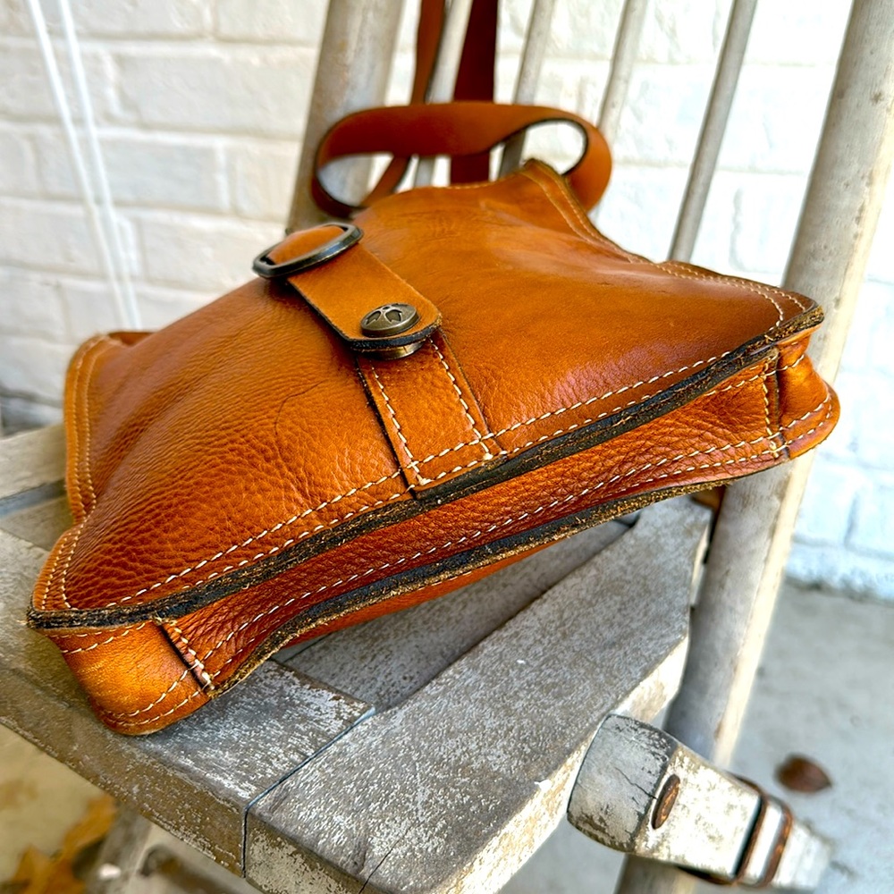 Patricia Nash Cognac Brown Leather Crossbody Bag - Picture 4 of 9